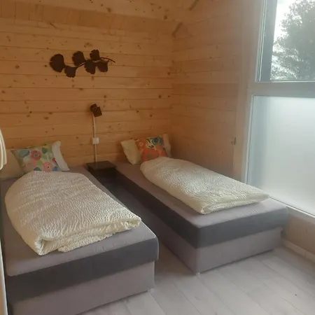 Holiday home Haus Masuren, Bei Ilawa, Angelbootvermietung, Dom Czerwony I Szwarcenowo