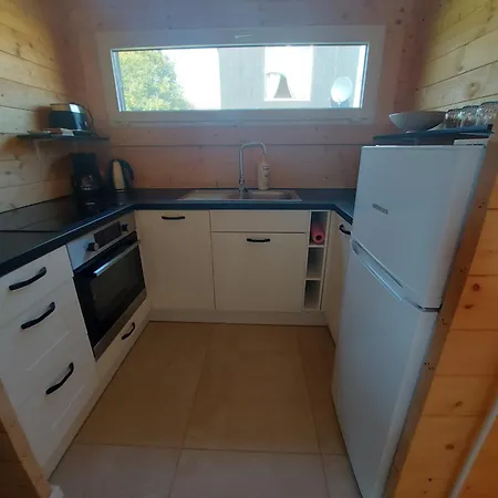 Haus Masuren, Bei Ilawa, Angelbootvermietung, Dom Czerwony I Szwarcenowo