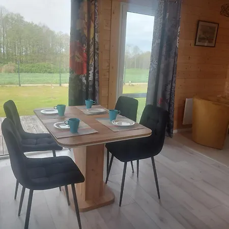 Haus Masuren, Bei Ilawa, Angelbootvermietung, Dom Czerwony I Holiday home *