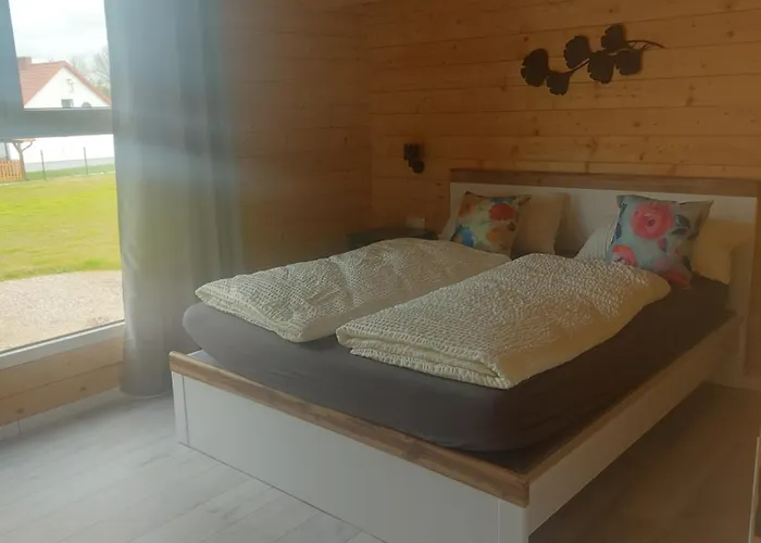 Holiday home Haus Masuren, Bei Ilawa, Angelbootvermietung, Dom Czerwony I Szwarcenowo