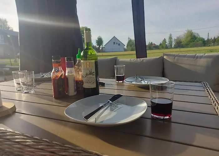 Haus Masuren, Bei Ilawa, Angelbootvermietung, Dom Czerwony I * Szwarcenowo